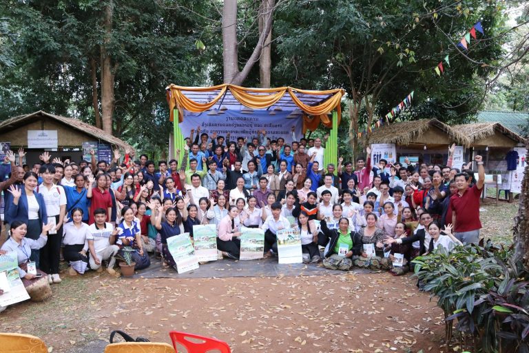 ງານເທດສະການສົ່ງເສີມແລກປ່ຽນບົດຮຽນ ແລະ ປະສົບການກ່ຽວກັບວຽກງານອາສາສະໝັກຜູ້ອຳນວຍຄວາມສະດວກຂັ້ນບ້ານຂອງ ເມືອງ ເລົ່ງາມ ແລະ ເມືອງ ສາລະວັນ